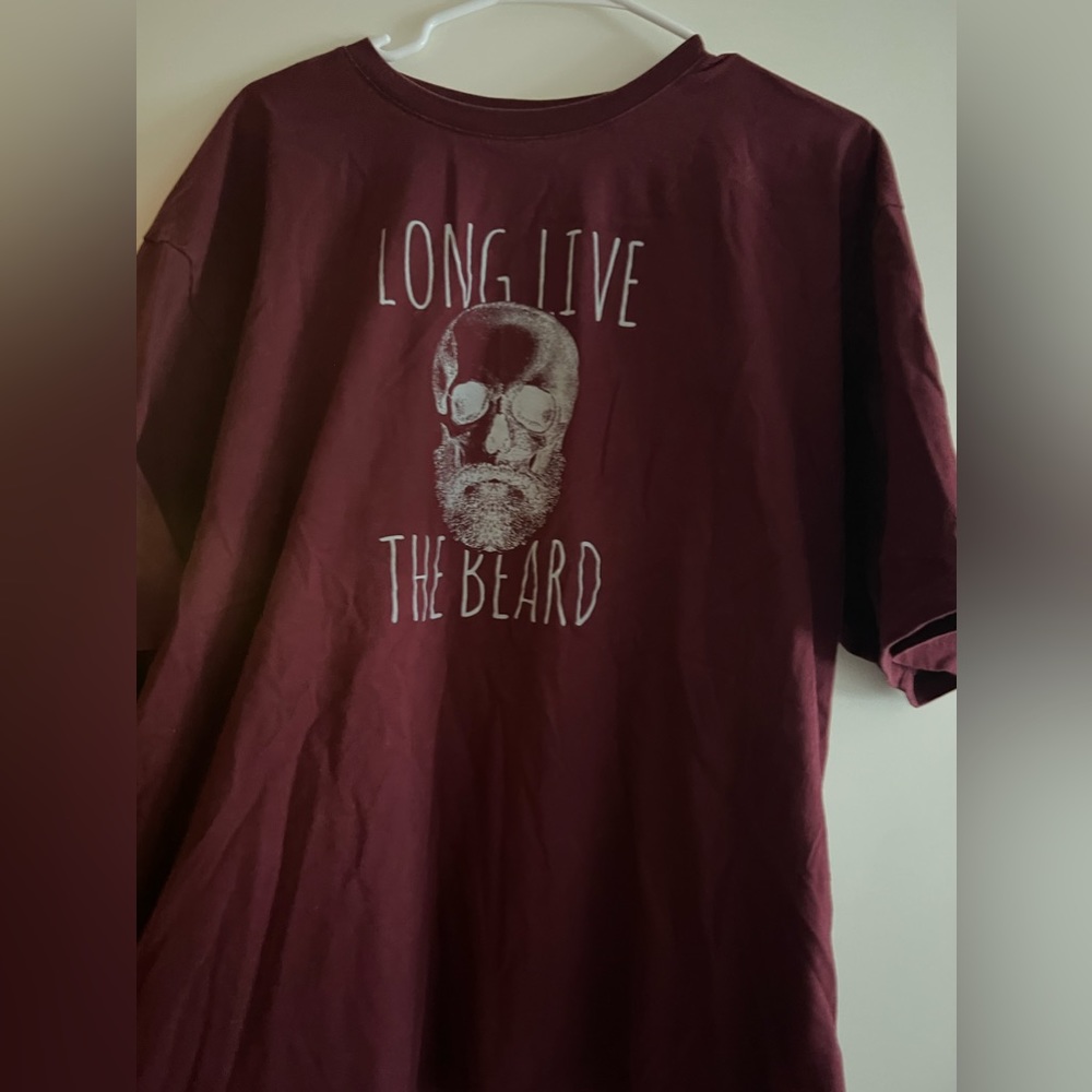 Maroon T shirt